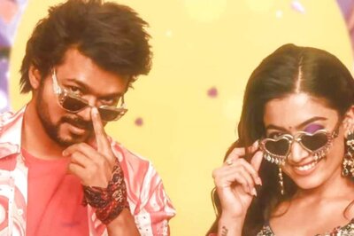 Ahead of Varisu's Release, Makers Drop Photo Of Film’s Cast On Twitter