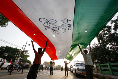 Why Are Some TMC Ministers Making Secret Trips to Lucknow?