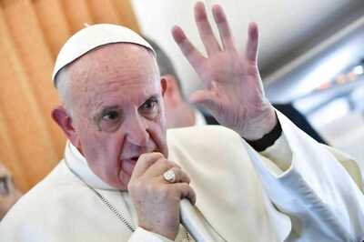 Pope Francis Rejects Fanaticism, Appeals for Charity in Egypt Visit