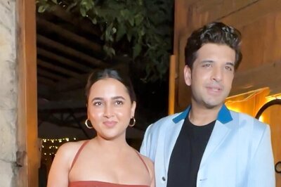 Karan Kundrra And Tejasswi Prakash Step Out For A Romantic Dinner Date