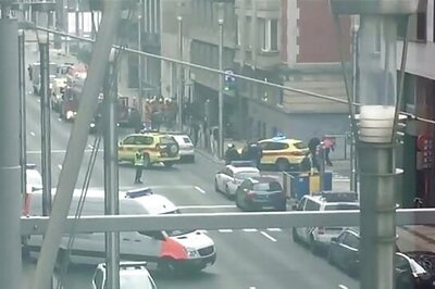 Belgians turn to Twitter to offer rooms, rides, after Brussels attacks