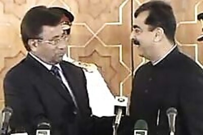 Pakistan test-fires nuclear-capable missile