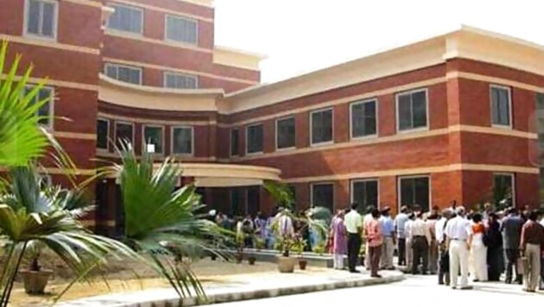 OBC students allege discrepancies in DU admissions
