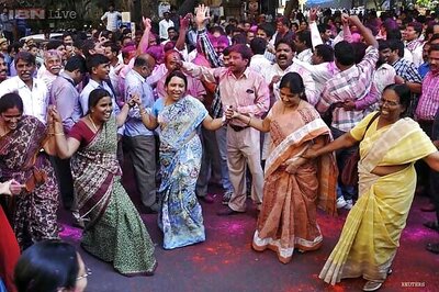 Telangana Bill gets Pranab's assent, Andhra under President's rule