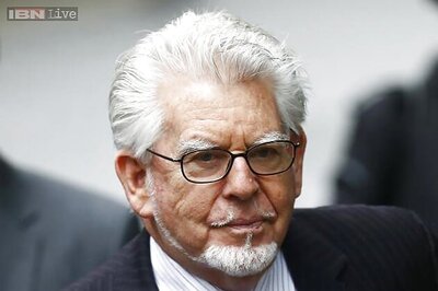 Entertainer Rolf Harris tells court of 