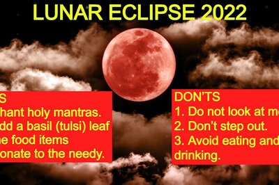 Lunar Eclipse 2022: Busting Myths Around the Do's and Don'ts of Chandra Grahan