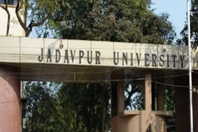 Jadavpur University Teachers Threaten to Boycott Exam Process if Conducted Online