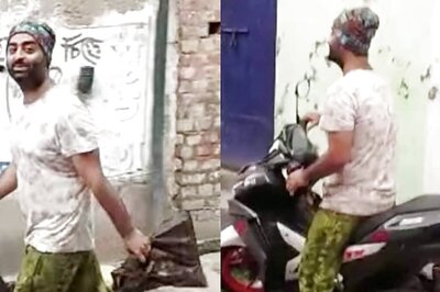 Arijit Singh Engages With Neighbours As He Goes Grocery Shopping On A Bike In Bengal; Wins Hearts