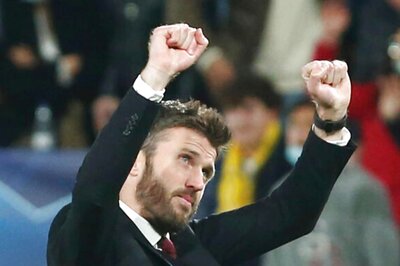 Jamie Carragher Trolls Rio Ferdinand as Michael Carrick Enjoys a Winning Start at Manchester United