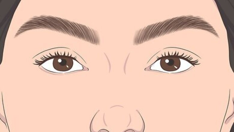 A Guide to Almond-Shaped Eyes (and How to Accentuate Them)