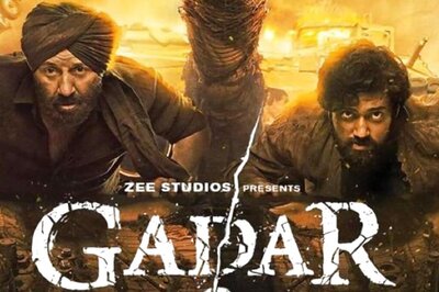 Gadar 2: Sunny Deol and Utkarsh Sharma Prepare For Battle In New Poster