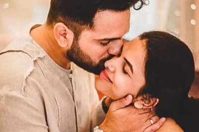 ‘Atithi Devo Bhava’, Marathi Actress Mitali Mayekar Receives Unique Guest; Watch Video