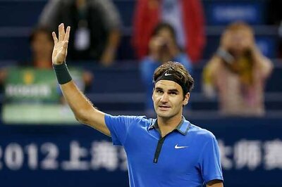 Federer and Murray set up Shanghai semi-final clash