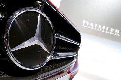 Daimler Should Make E-Car Components to Protect Jobs: Labour Boss