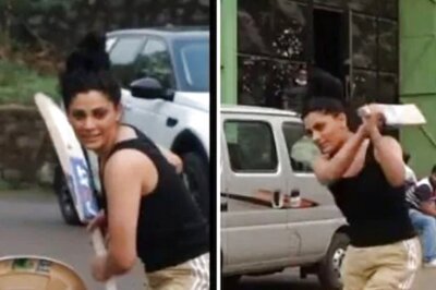 Actor Saiyami Kher Shows Cricketing Talent on Sets of Breathe, Harsha Bholgle Reacts