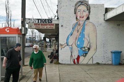 Swimsuit Mural of Hillary Creates a Stir in Australia