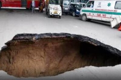 Massive Sinkhole Beneath IIT-Delhi Flyover Repaired, Traffic Resumes