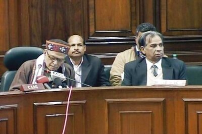 Spectrum sale deliberately manipulated: BJP