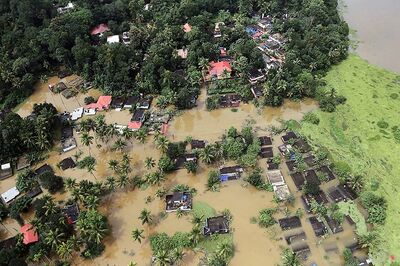 Kerala Floods LIVE: Centre Exempts GST on Aid Material, Vijayan Says 10 Lakh Still in Relief Camps