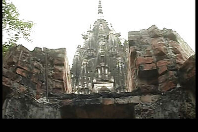 No trace of gold at Unnao fort, now Shobhan Sarkar complains he was not invited to the site