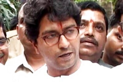 Maharashtra: Court issues non-bailable warrant against Raj Thackeray