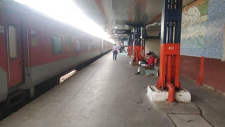 60 Passengers on Board Delhi-Ranchi Rajdhani Under Scanner for Sharing Coach With COVID-19 Patient
