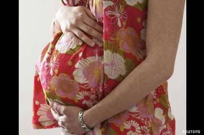'Under the Table': Cambodia's Surrogate Mothers Risk Jail for Chinese Couples