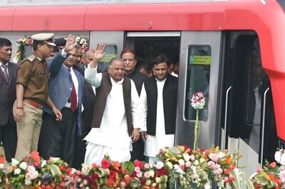 Lucknow Metro Flagged Off; Mayawati Says it's Cheap Popularity