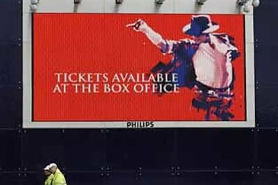 Pics: MJ's This Is It premieres