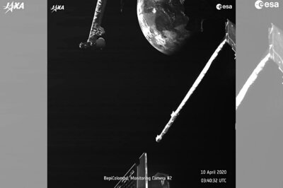 This Spacecraft is Headed For Mercury And Has Just Sent Back The First Pictures