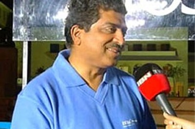 Global meltdown has hit IT hiring in India: Nilekani