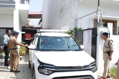 NIA Picks Up Punjab ‘Labourer’ for Questioning in Gangster-Terror Network Case | Raids at 51 Spots