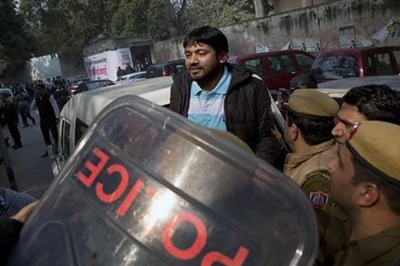 Ink Thrown at Kanhaiya Kumar, Jignesh Mewani in Gwalior by ‘Right Wing Worker'