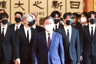 BTS Fist Bump with South Korean President Moon Jae-in, Accept Special Envoy Certificates