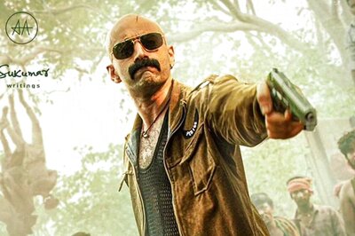 Fahadh Fassil Looks Fearless, Holds An Axe and a Gun In New Pushpa 2 Poster; Netizens Excited