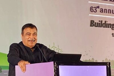 Nitin Gadkari Proposes 10 Percent Additional Tax on Diesel Vehicles as Pollution Tax