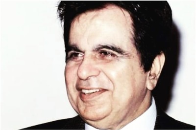 Funeral Prayers in Absentia Offered for Dilip Kumar at His Ancestral House in Peshawar