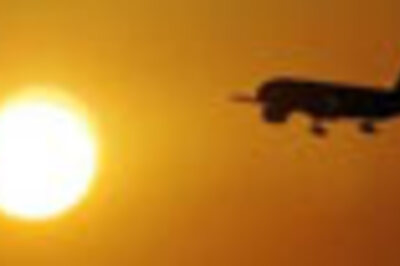 Man in Medina hides in flight toilet, lands in Jaipur