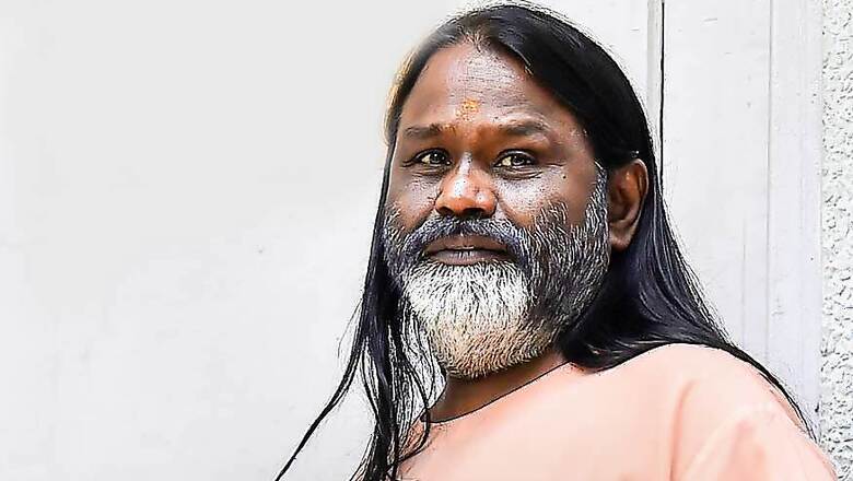 Delhi HC Pulls up Police for not Arresting Daati Maharaj in Rape Case, Transfers Probe to CBI