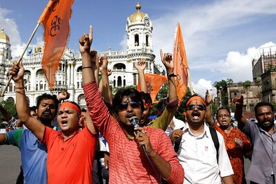 Another Hindu Priest Attacked in Bangladesh, Critical