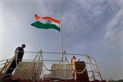 Kite Lands Below Red Fort Podium During PM Modi's Address