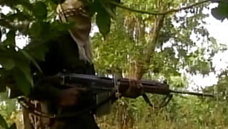 Maoists abduct three Jharkhand officials