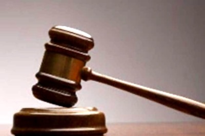 Don't give MBA admissions till April 28, Bombay High Court tells Maharashtra private colleges