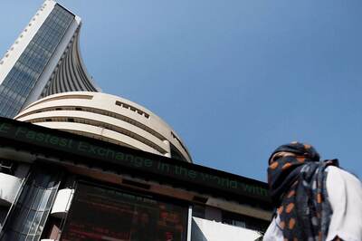 Sensex Falls 237 pts, Nifty Ends Below 17,500 Amid Volatile Trade; Metals Shine