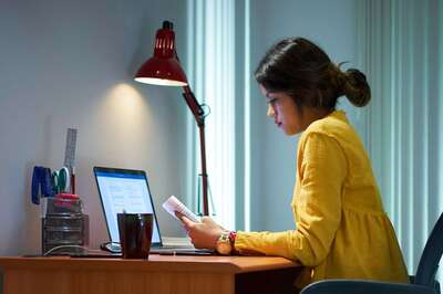 How Parents Can Help Teenagers Suffering From Negative Body Image