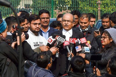 'Can't Do 10 Crimes for 100 Good Deeds': SC Gives Prashant Bhushan 2 Days to Reconsider Statement