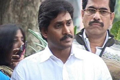 Jagan for united AP, Cong upset