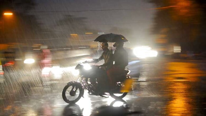 Monsoon likely to hit Kerala coast in next 48 hours: IMD