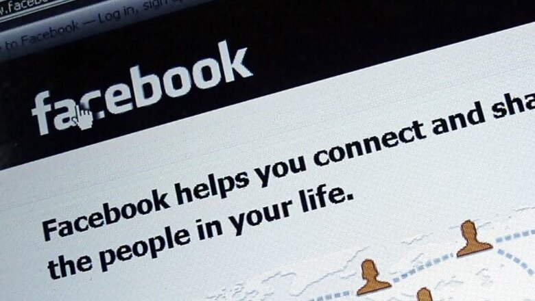 Facebook picks Nasdaq to list its shares: Report