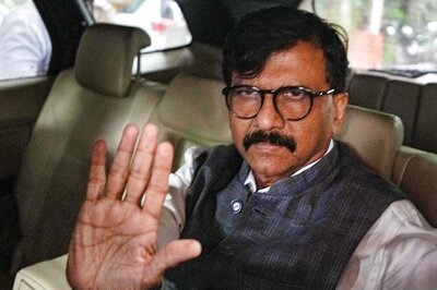 Naidu and Nitish Are 'Dissatisfied Souls' After Portfolio Allocation, Claims Sanjay Raut